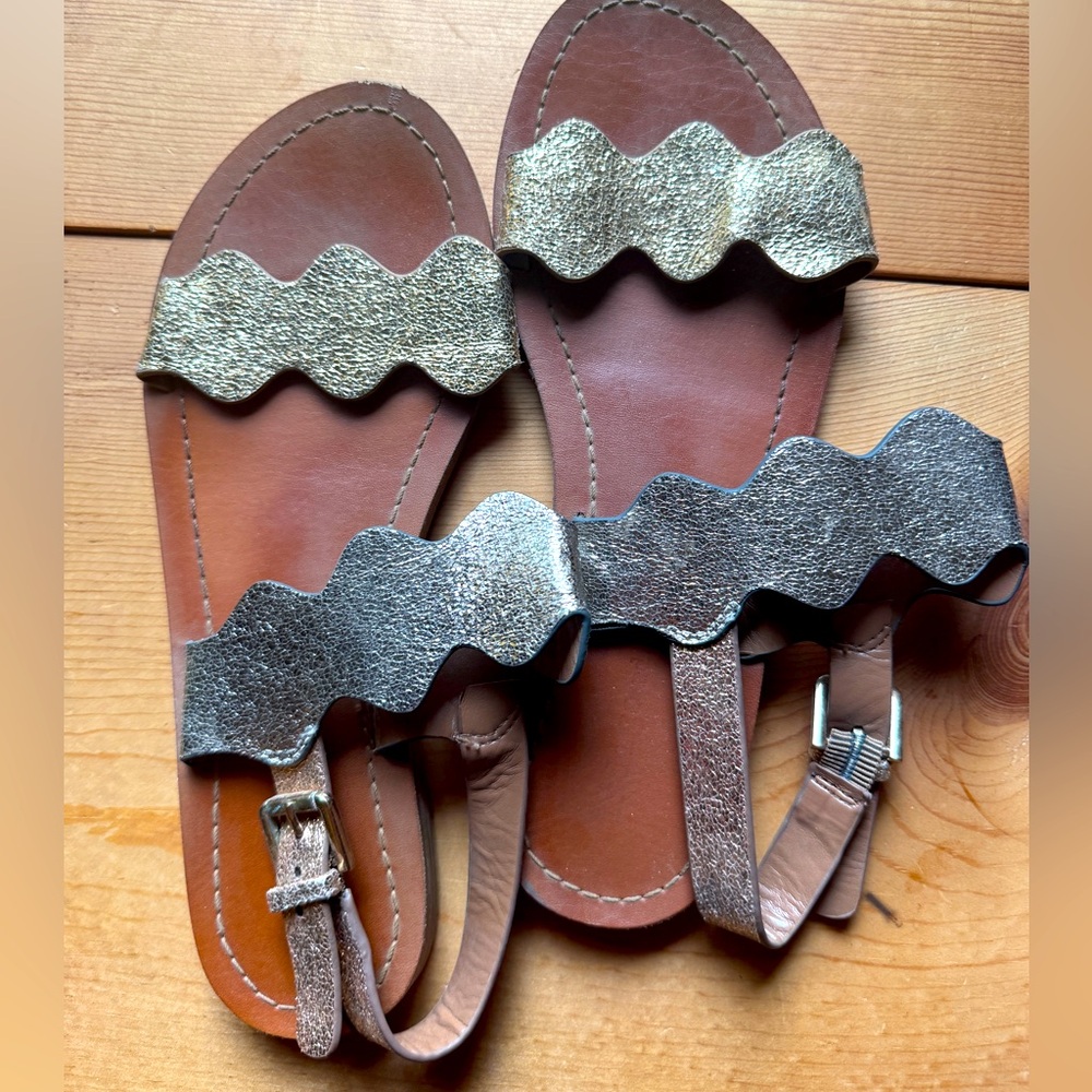 Three toned sparkly sandals